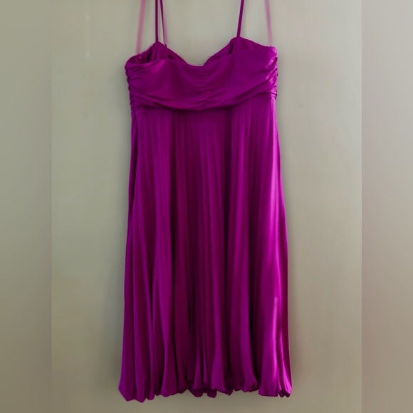 ⭐️ CACHE PURPLE PINK SLEEVELESS EMPIRE WAIST BUBBLE HEM COCKTAIL PARTY DRESS - Picture 5 of 9